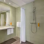 Super 8 By Wyndham Zollhafen Hotel