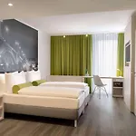 Super 8 By Wyndham Zollhafen Ξενοδοχείο