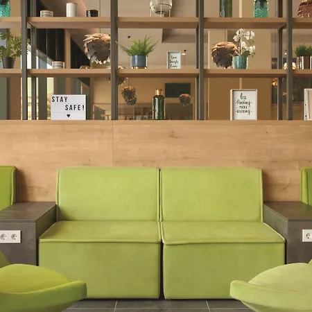 Super 8 By Wyndham Zollhafen Hotel Mainz