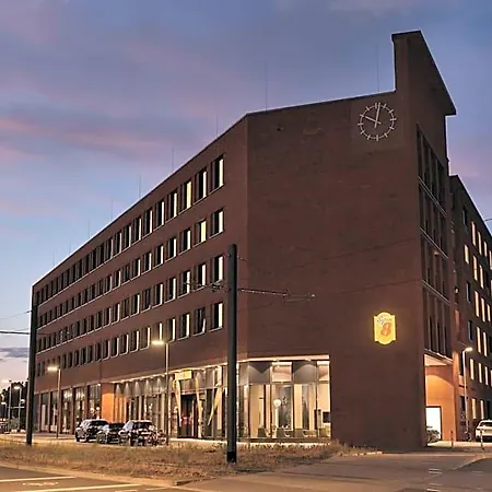 Super 8 By Wyndham Zollhafen 3* Mainz