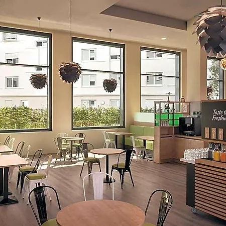 Super 8 By Wyndham Zollhafen Mainz