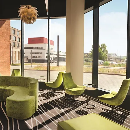 Hotel Super 8 By Wyndham Zollhafen 3*