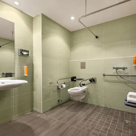 Hotel Super 8 By Wyndham Zollhafen Magonza