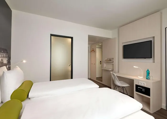 Super 8 By Wyndham Zollhafen Maguncia