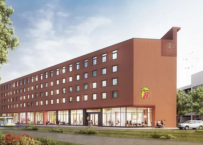 Super 8 By Wyndham Zollhafen Otel 3*