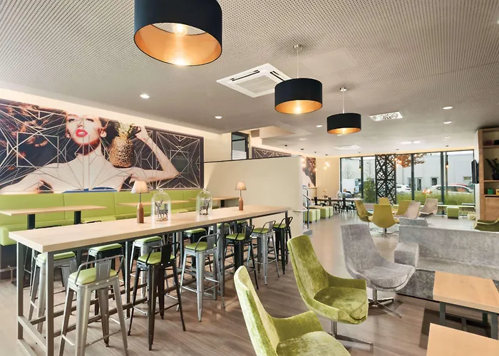 Hotel Super 8 By Wyndham Zollhafen 3*