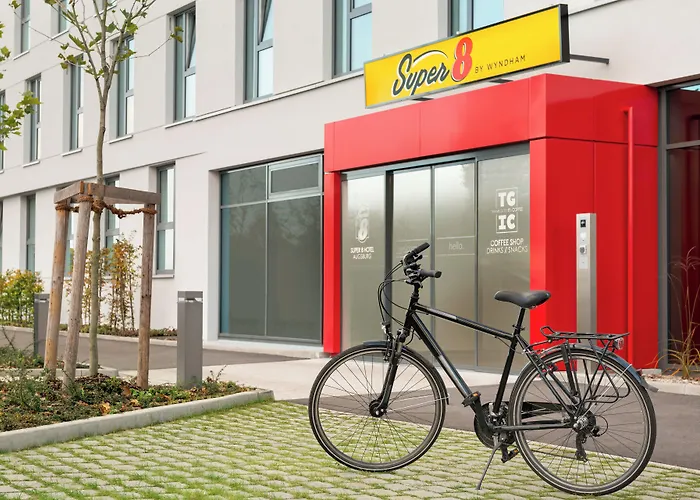 Super 8 By Wyndham Zollhafen Hotel Mainz