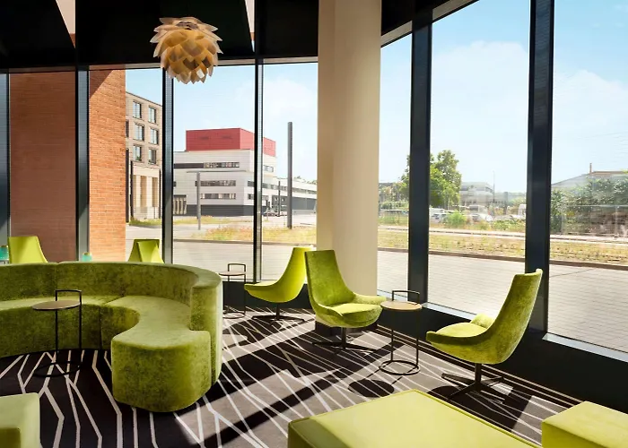 Super 8 By Wyndham Zollhafen Hotel