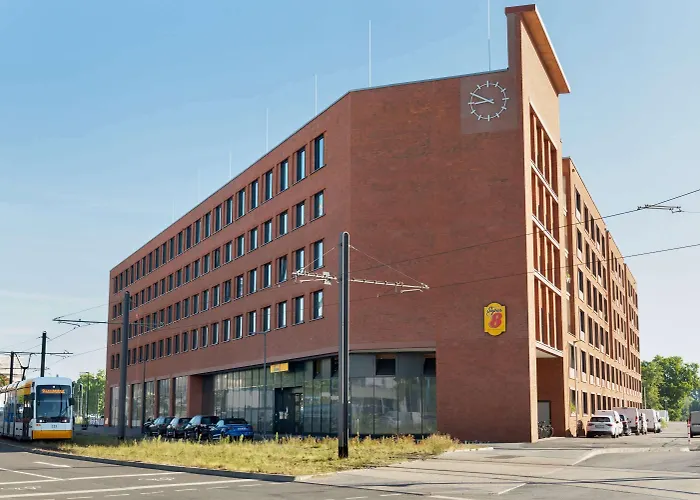 Super 8 By Wyndham Zollhafen Mainz