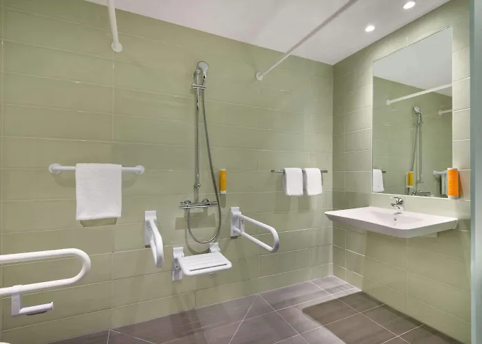 Super 8 By Wyndham Zollhafen Mainz