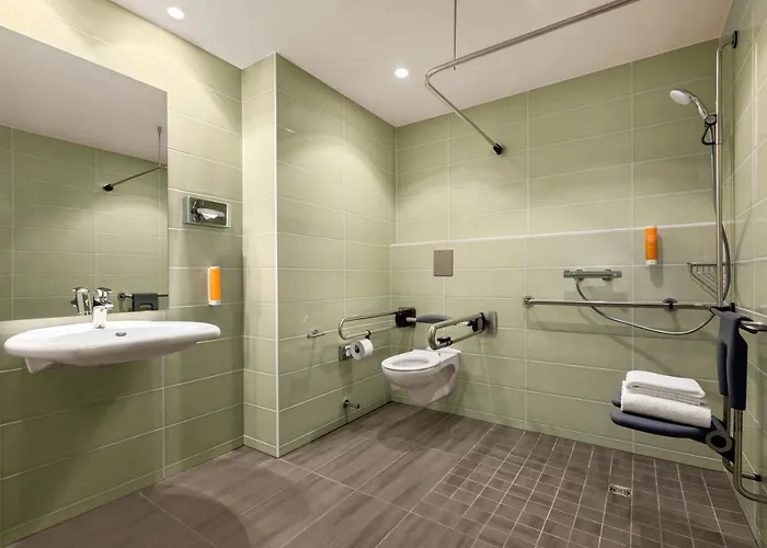 Otel Super 8 By Wyndham Zollhafen Mainz